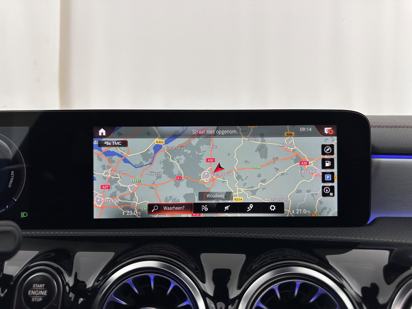 Mercedes-Benz CLA-Klasse 250 e Business Solution AMG Limited (Plug-in) (INCL-BTW) Aut. *PANO | ADAPTIVE-CRUISE | LEATHER-MICORFIBRE | MULTIBEAM-LED | BLINDSPOT | WIDESCREEN-COCKPIT | AMBIENTLIGHT | CAMERA | M-BUX-NAVI | ECC | SHIFTPADDLES | PDC | CRUISE | DAB |