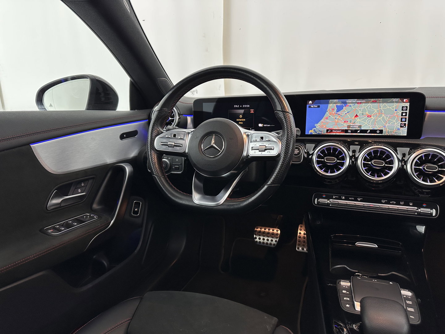 Mercedes-Benz CLA-Klasse 250 e Business Solution AMG Limited (Plug-in) (INCL-BTW) Aut. *PANO | ADAPTIVE-CRUISE | LEATHER-MICORFIBRE | MULTIBEAM-LED | BLINDSPOT | WIDESCREEN-COCKPIT | AMBIENTLIGHT | CAMERA | M-BUX-NAVI | ECC | SHIFTPADDLES | PDC | CRUISE | DAB |