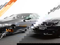 BMW 5 Serie - Touring 520i Automaat | Navigatie | Climate Control | Trekhaak | Cruise Control | Parkeer sensoren | Lichtmetalen Vegen | Handel/Export!