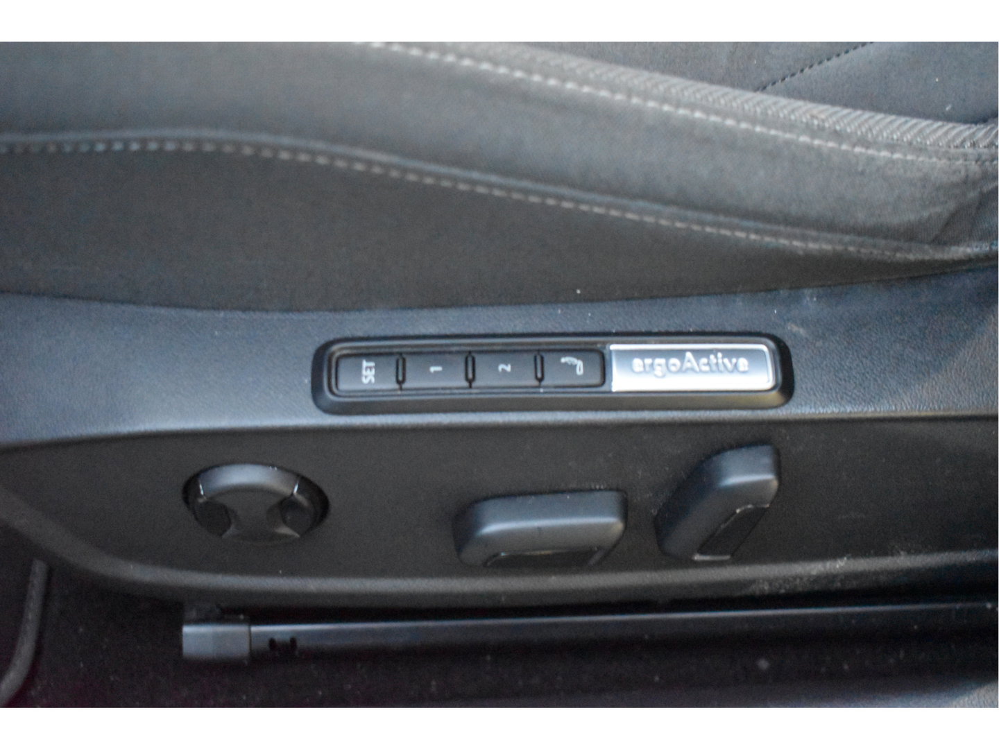 Volkswagen Golf 1.4 eHybrid Style, BOEKJES,NAP EN ONDERHOUDSHISTORIE