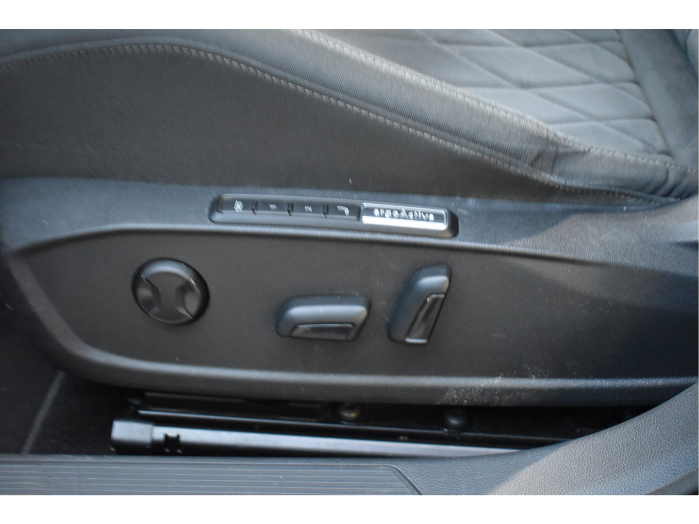 Volkswagen Golf 1.4 eHybrid Style, BOEKJES,NAP EN ONDERHOUDSHISTORIE