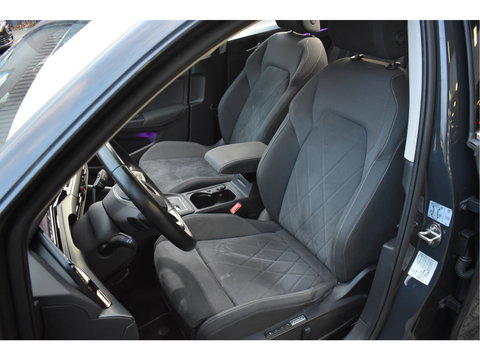 Volkswagen Golf 1.4 eHybrid Style, BOEKJES,NAP EN ONDERHOUDSHISTORIE