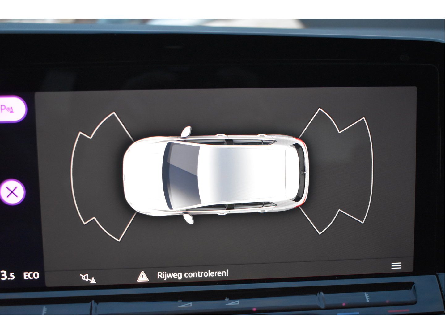 Volkswagen Golf 1.4 eHybrid Style, BOEKJES,NAP EN ONDERHOUDSHISTORIE