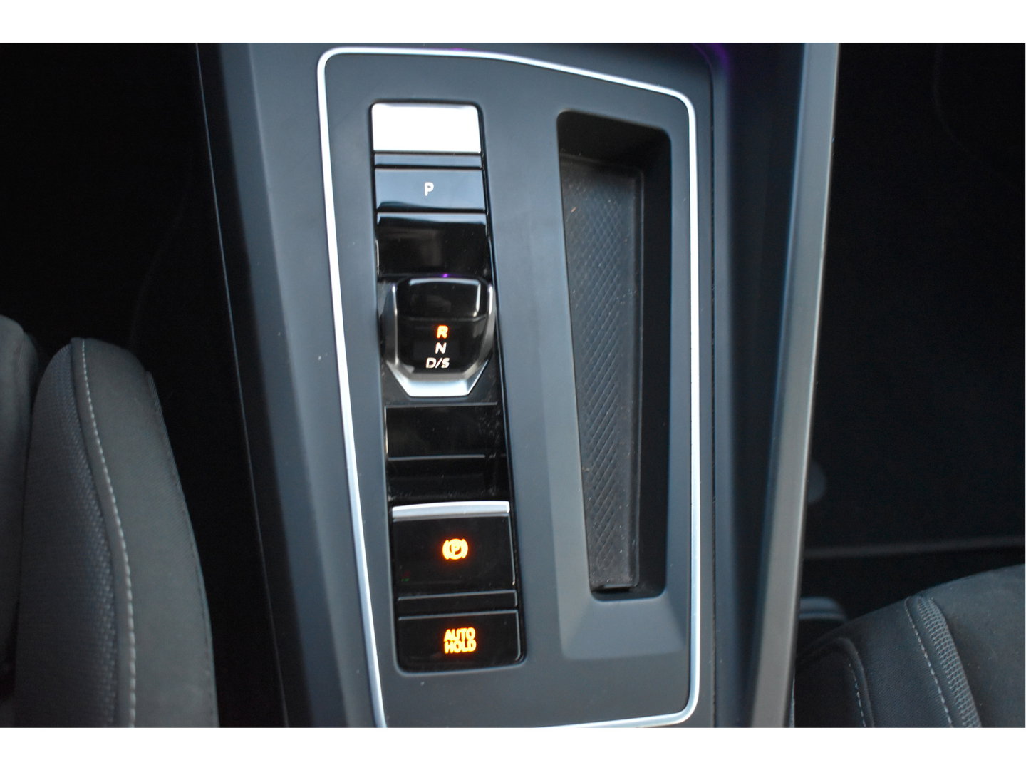 Volkswagen Golf 1.4 eHybrid Style, BOEKJES,NAP EN ONDERHOUDSHISTORIE