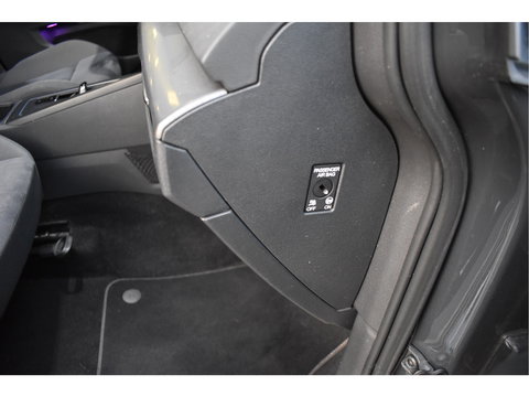 Volkswagen Golf 1.4 eHybrid Style, BOEKJES,NAP EN ONDERHOUDSHISTORIE