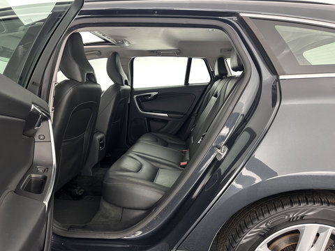 Volvo V60 2.4 D6 Twin Engine Summum AWD (Plug-in) Aut. *PANO | LEATHER | XENON | MEMORY-PACK | NAVI-FULLMAP | HEATED-COMFORTSEATS | NAVI-FULLMAP | CAMERA | ECC | PDC | CRUISE | TOWBAR | 17''ALU*
