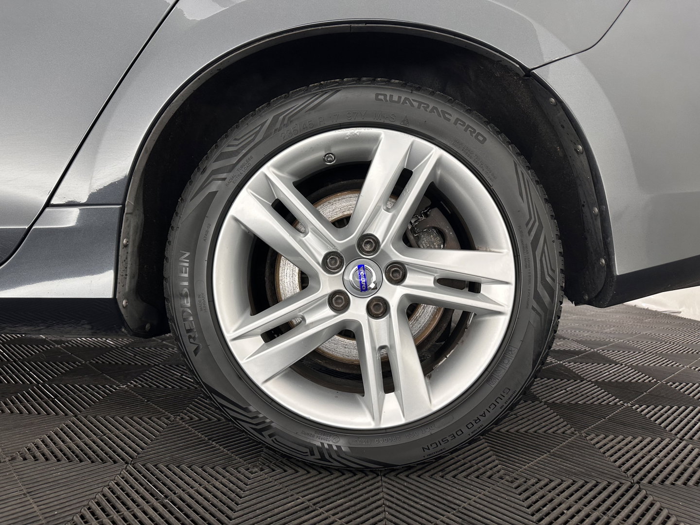 Volvo V60 2.4 D6 Twin Engine Summum AWD (Plug-in) Aut. *PANO | LEATHER | XENON | MEMORY-PACK | NAVI-FULLMAP | HEATED-COMFORTSEATS | NAVI-FULLMAP | CAMERA | ECC | PDC | CRUISE | TOWBAR | 17''ALU*