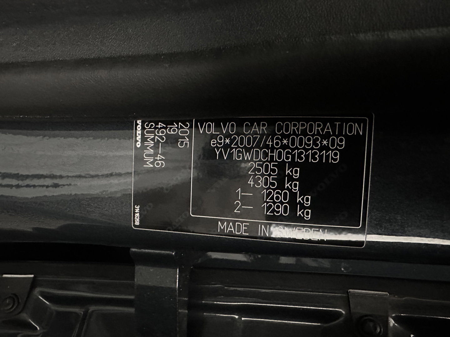 Volvo V60 2.4 D6 Twin Engine Summum AWD (Plug-in) Aut. *PANO | LEATHER | XENON | MEMORY-PACK | NAVI-FULLMAP | HEATED-COMFORTSEATS | NAVI-FULLMAP | CAMERA | ECC | PDC | CRUISE | TOWBAR | 17''ALU*