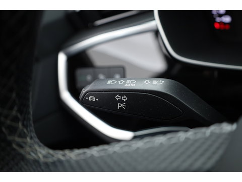 Audi Q3 Sportback 45 TFSI e S Edition | Leder | Camera | Adapt. Cruise | Apple CarPlay | 20'' | Sportstuur | Keyless