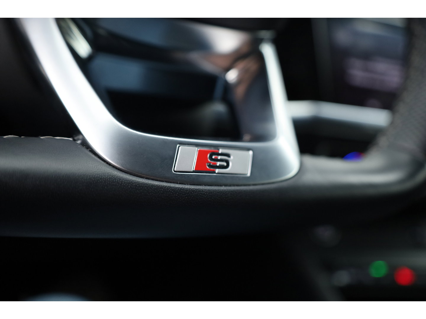 Audi Q3 Sportback 45 TFSI e S Edition | Leder | Camera | Adapt. Cruise | Apple CarPlay | 20'' | Sportstuur | Keyless