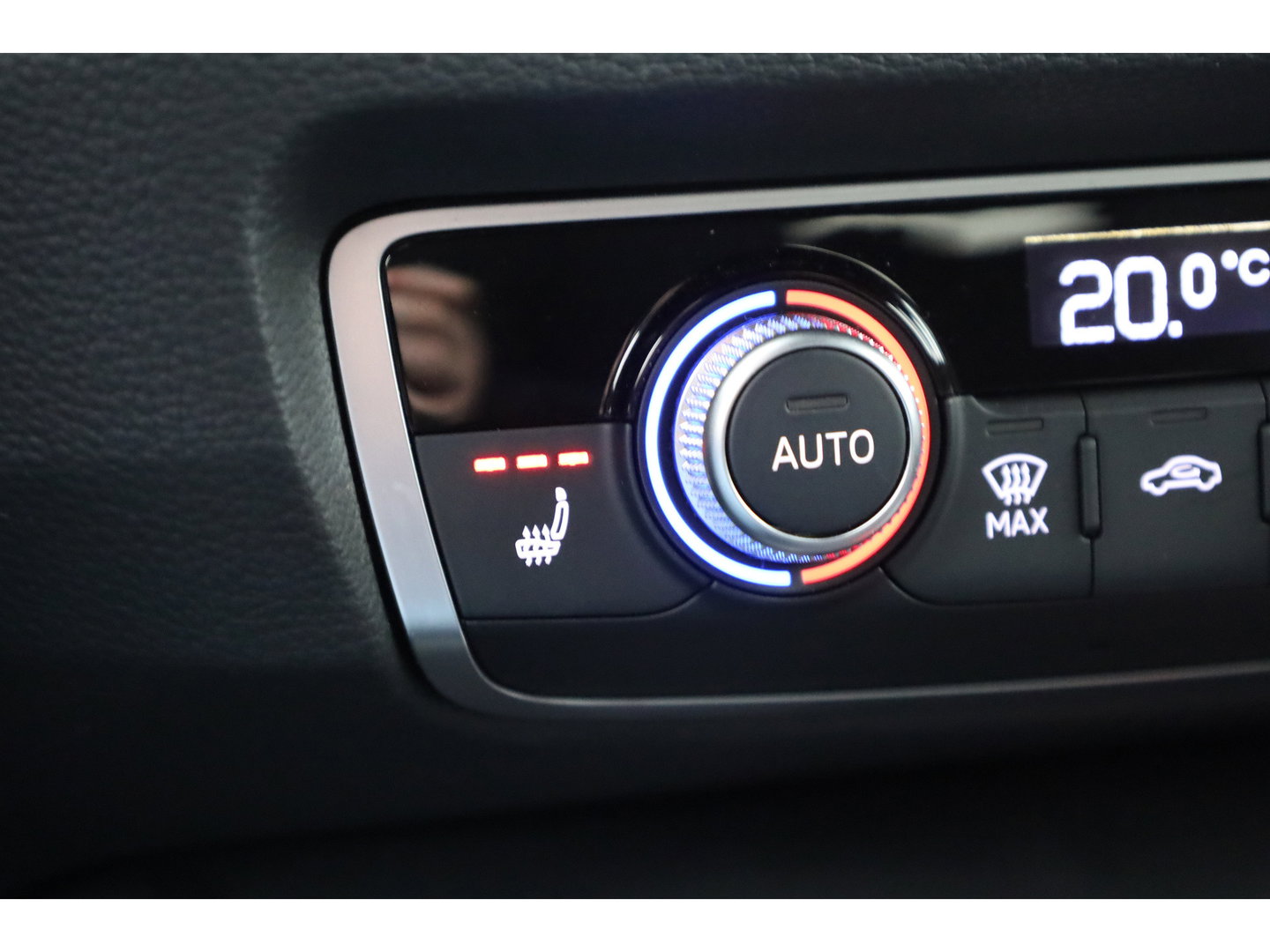 Audi Q3 Sportback 45 TFSI e S Edition | Leder | Camera | Adapt. Cruise | Apple CarPlay | 20'' | Sportstuur | Keyless