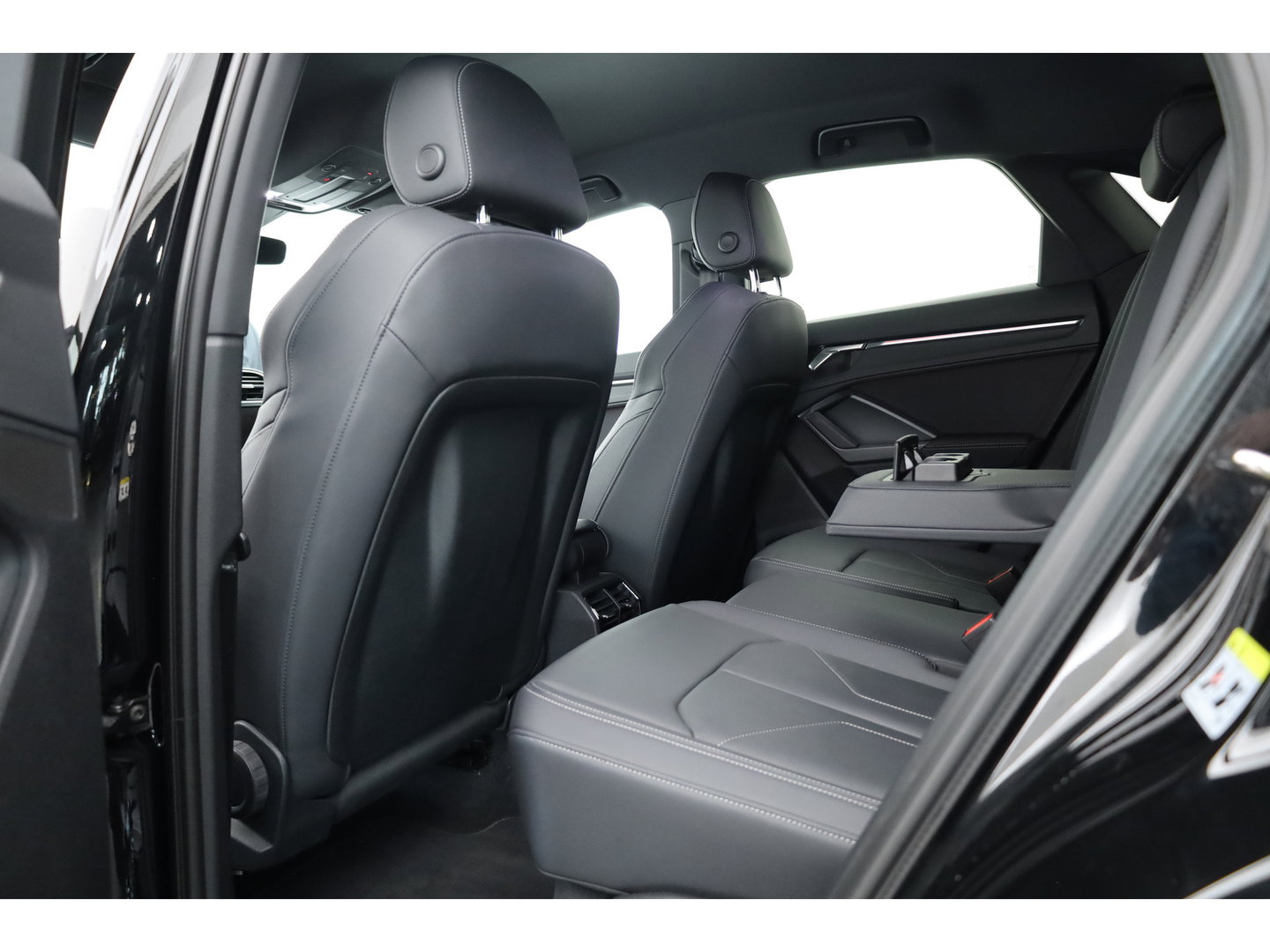 Audi Q3 Sportback 45 TFSI e S Edition | Leder | Camera | Adapt. Cruise | Apple CarPlay | 20'' | Sportstuur | Keyless