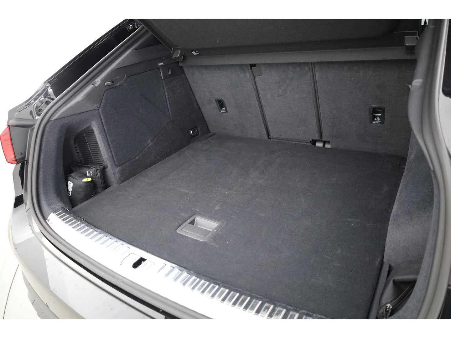 Audi Q3 Sportback 45 TFSI e S Edition | Leder | Camera | Adapt. Cruise | Apple CarPlay | 20'' | Sportstuur | Keyless