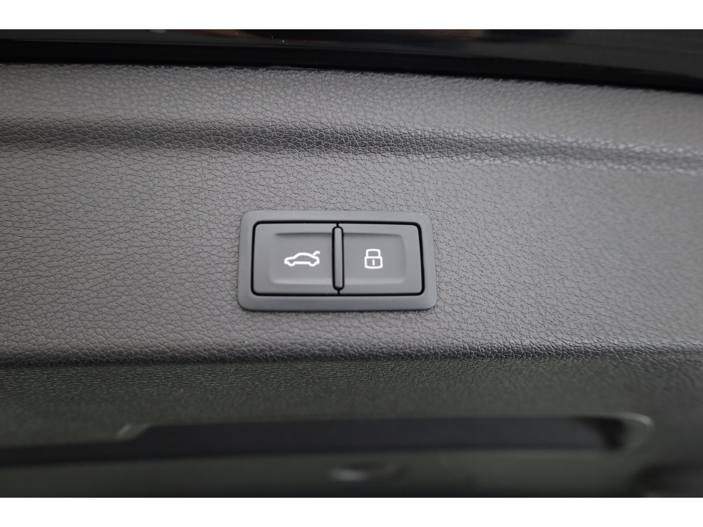 Audi Q3 Sportback 45 TFSI e S Edition | Leder | Camera | Adapt. Cruise | Apple CarPlay | 20'' | Sportstuur | Keyless