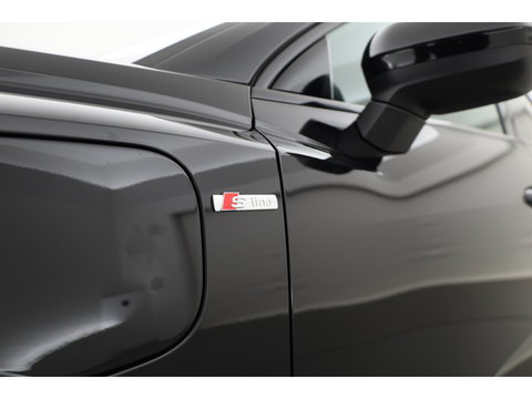 Audi Q3 Sportback 45 TFSI e S Edition | Leder | Camera | Adapt. Cruise | Apple CarPlay | 20'' | Sportstuur | Keyless