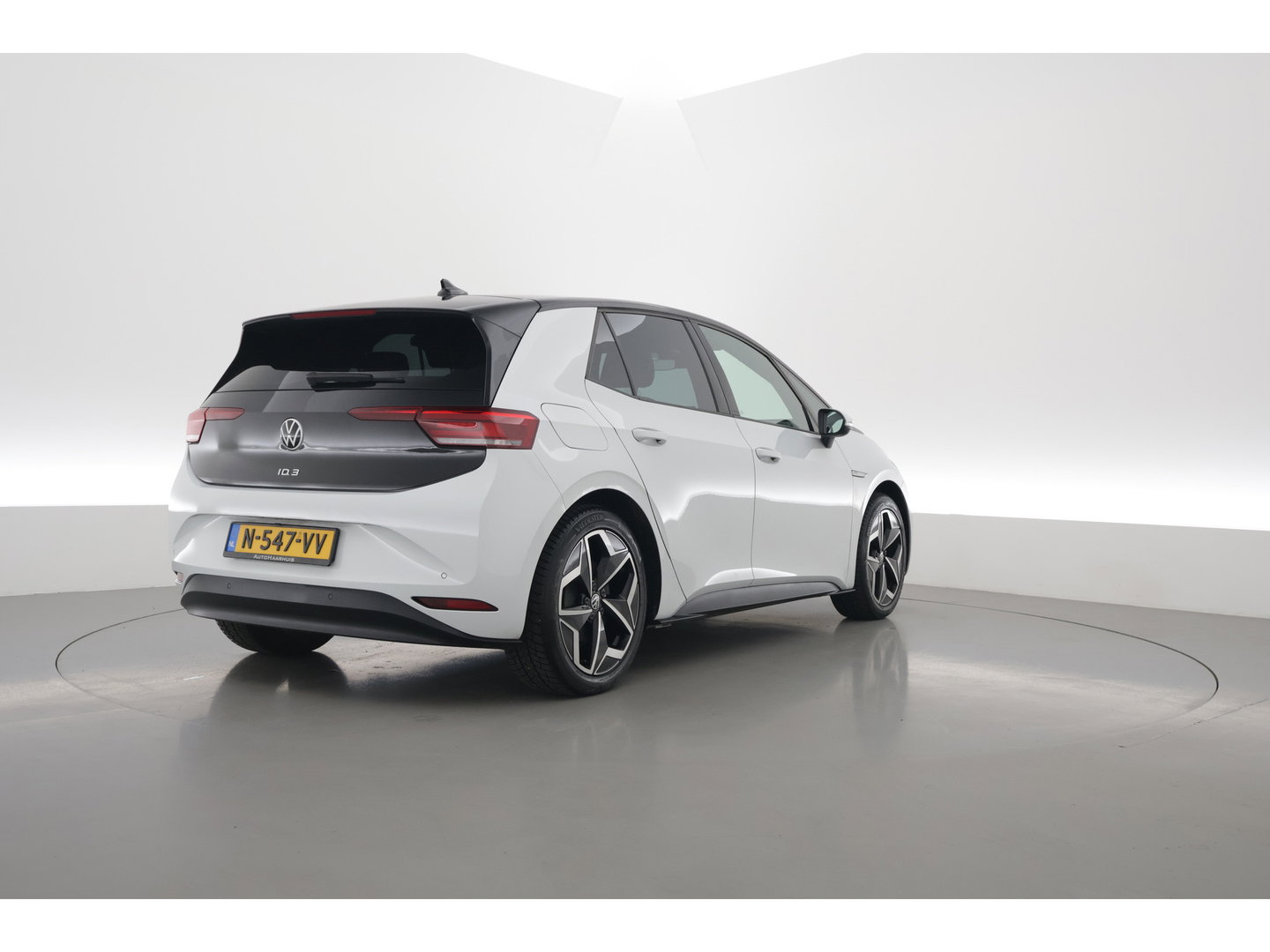 Volkswagen ID.3 Pro 58 kWh | SOH 92% | Adapt. Cruise | Afn. Trekhaak | Apple CarPlay | 19'' | Stoel- Stuurverw.