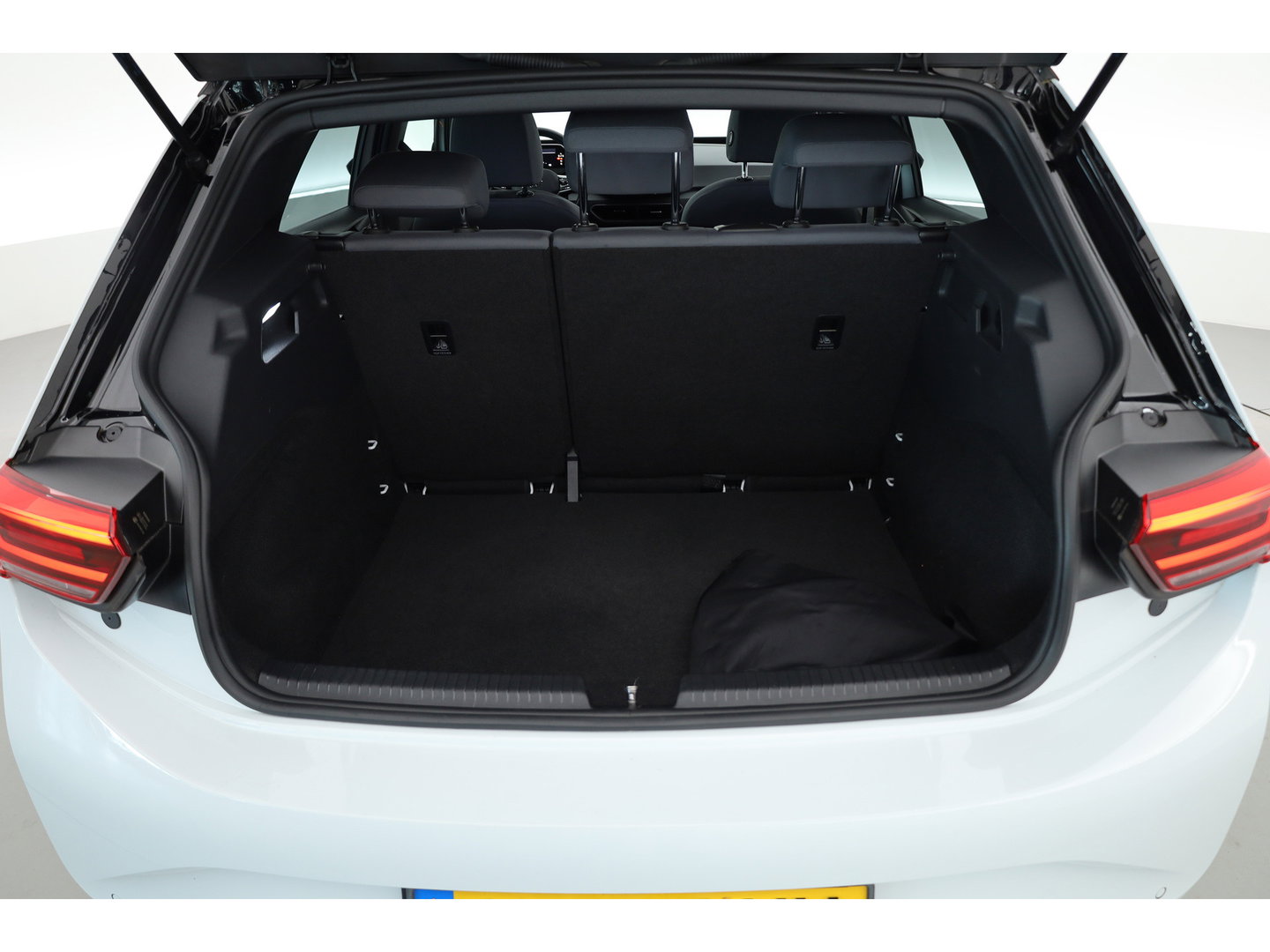 Volkswagen ID.3 Pro 58 kWh | SOH 92% | Adapt. Cruise | Afn. Trekhaak | Apple CarPlay | 19'' | Stoel- Stuurverw.