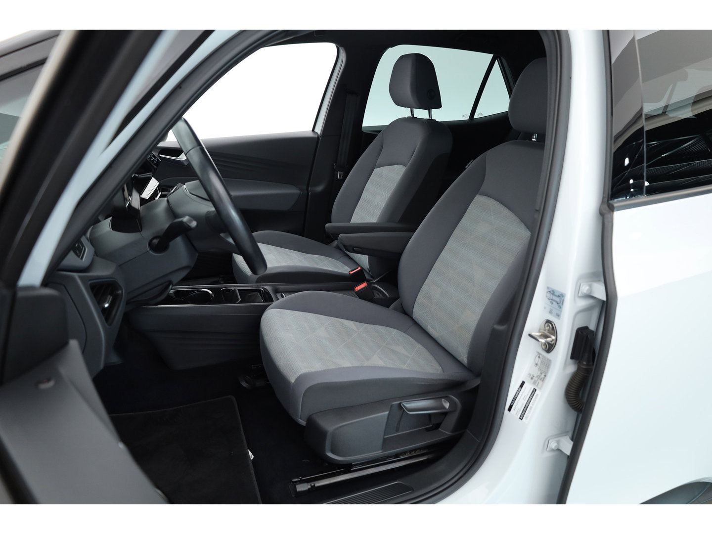 Volkswagen ID.3 Pro 58 kWh | SOH 92% | Adapt. Cruise | Afn. Trekhaak | Apple CarPlay | 19'' | Stoel- Stuurverw.