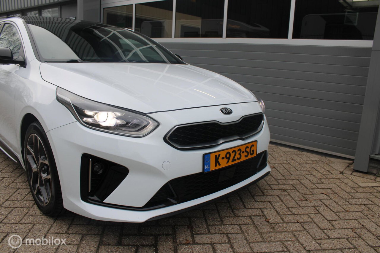 Kia ProCeed