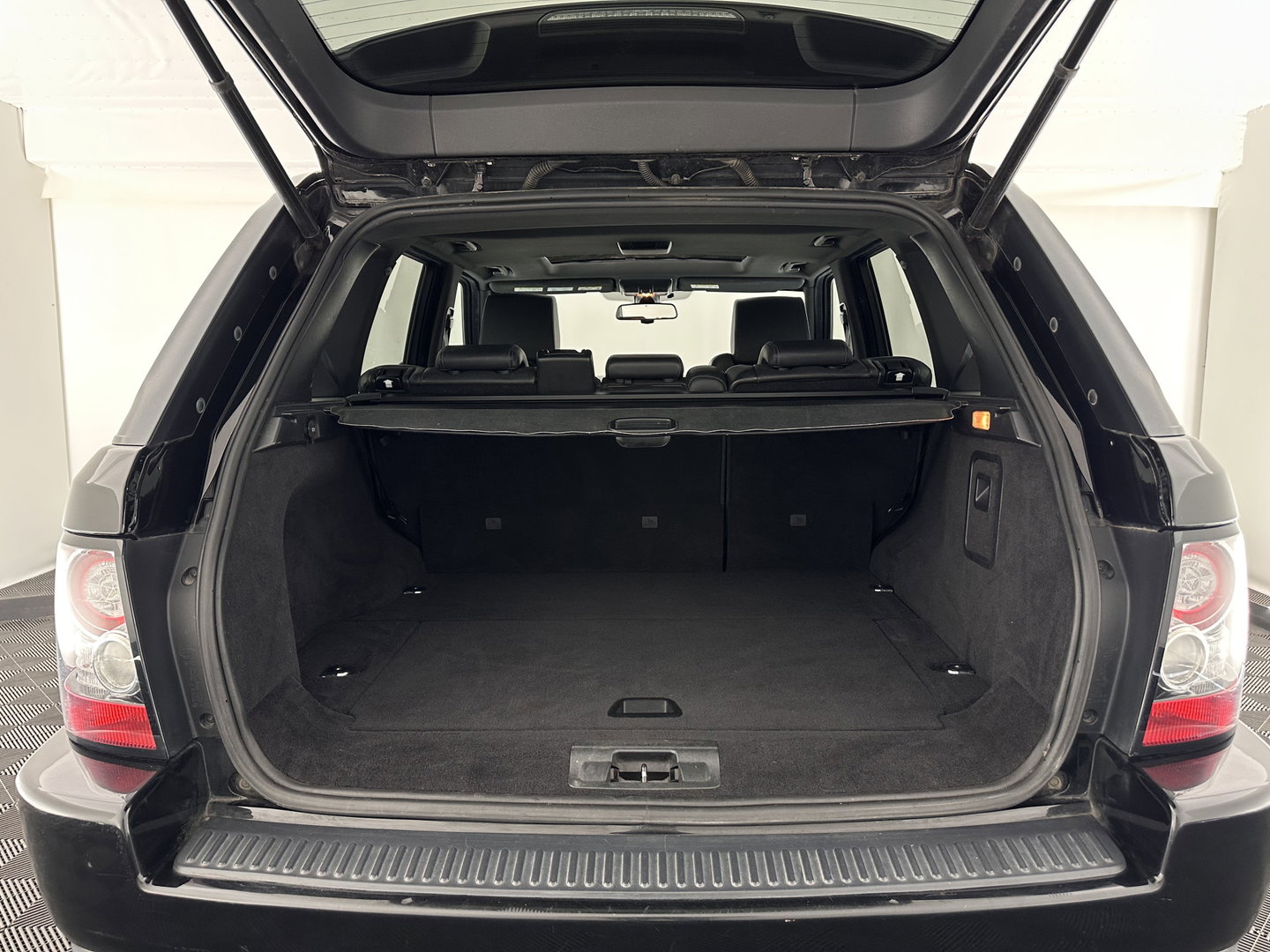 Land Rover Range Rover Sport 3.0 SdV6 Autobiography Exterior-Design-Pack Aut. *PANO | LEATHER | XENON | MEMORY-PACK | HEATED-COMFORTSEATS | CAMERA | NAVI-FULLMAP | AIRSUSPENSION | PRIVACY-GLASS | SHIFTPADDLES | ECC | PDC | CRUISE | TOWBAR | 20''ALU*