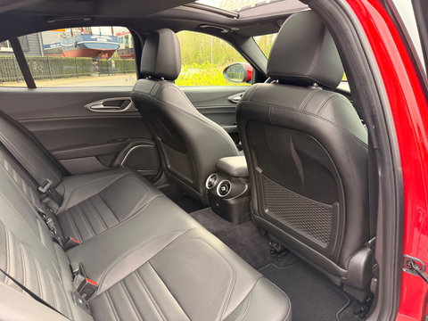 Alfa Romeo Giulia 2.0 T Veloce AWD