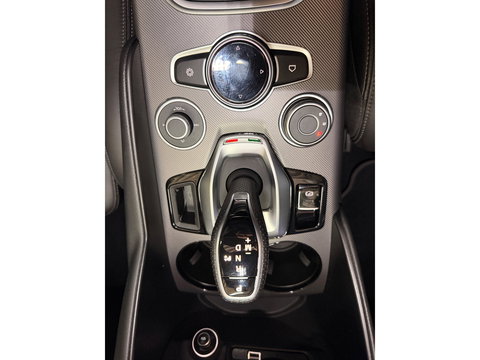 Alfa Romeo Giulia 2.0 T Veloce AWD