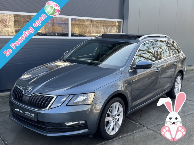Škoda Octavia - Combi 1.5 TSI 150pk DSG Sport Business Panoramadak Stoelverwarming Voorruitverwarming navigatie Apple Carplay