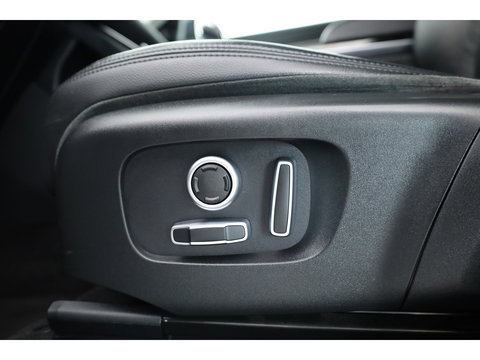 Land Rover Range Rover Evoque 1.5 P300e AWD S | Cruise Control | Memory | Leder | 360cam | Stoel- Stuurverw. | Dodehoek | Apple CarPlay