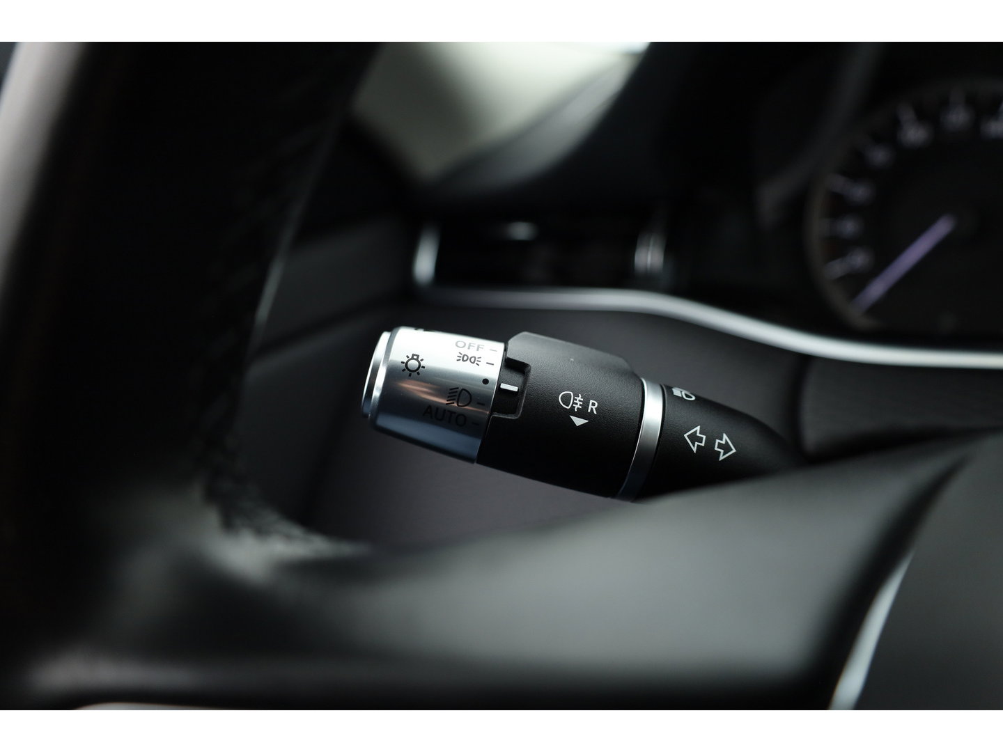 Land Rover Range Rover Evoque 1.5 P300e AWD S | Cruise Control | Memory | Leder | 360cam | Stoel- Stuurverw. | Dodehoek | Apple CarPlay