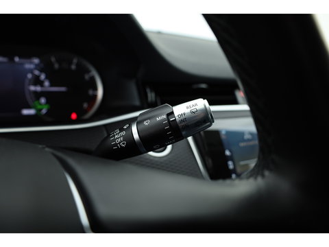 Land Rover Range Rover Evoque 1.5 P300e AWD S | Cruise Control | Memory | Leder | 360cam | Stoel- Stuurverw. | Dodehoek | Apple CarPlay