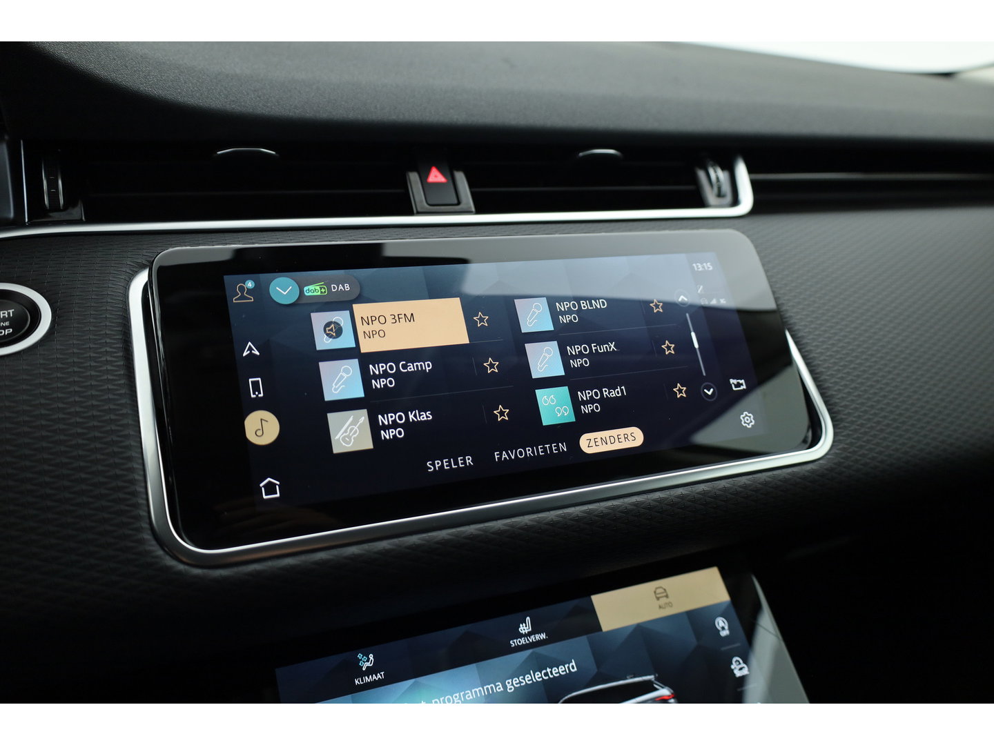 Land Rover Range Rover Evoque 1.5 P300e AWD S | Cruise Control | Memory | Leder | 360cam | Stoel- Stuurverw. | Dodehoek | Apple CarPlay