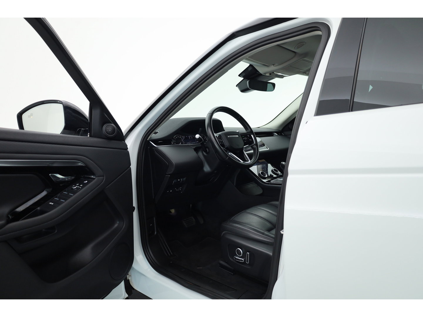 Land Rover Range Rover Evoque 1.5 P300e AWD S | Cruise Control | Memory | Leder | 360cam | Stoel- Stuurverw. | Dodehoek | Apple CarPlay