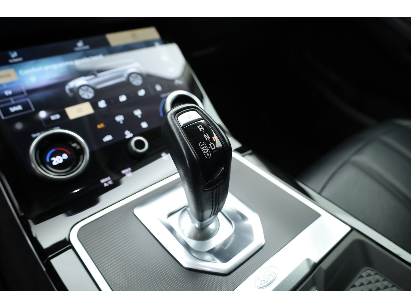 Land Rover Range Rover Evoque 1.5 P300e AWD S | Cruise Control | Memory | Leder | 360cam | Stoel- Stuurverw. | Dodehoek | Apple CarPlay