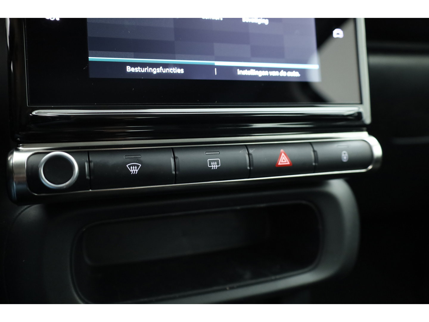 Citroën C3 1.2 PureTech Plus | Apple CarPlay | Navi | LED | Licht-/ Regensensor | DAB |
