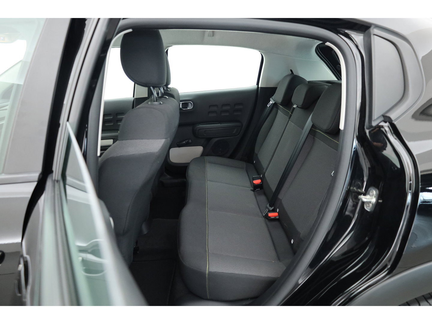 Citroën C3 1.2 PureTech Plus | Apple CarPlay | Navi | LED | Licht-/ Regensensor | DAB |