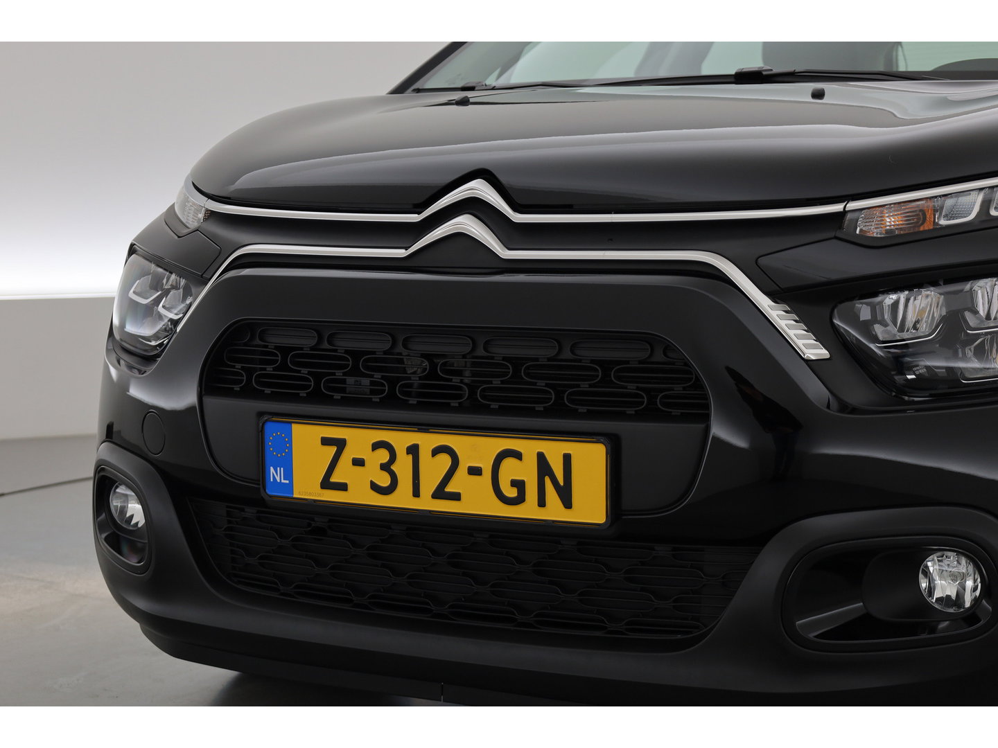 Citroën C3 1.2 PureTech Plus | Apple CarPlay | Navi | LED | Licht-/ Regensensor | DAB |