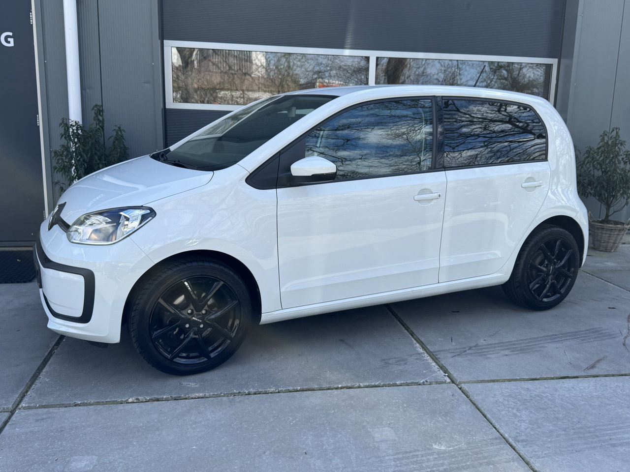Volkswagen up!