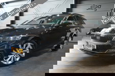 Škoda Octavia - Combi 2.0 TDI Style navi keyless camera trekhaak 18 inch !!