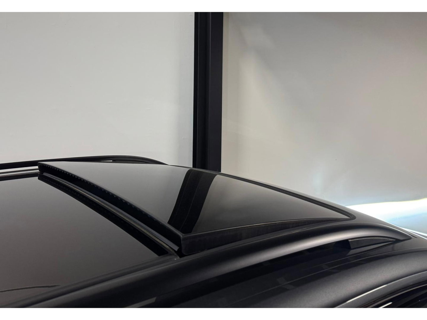 Volkswagen T-Roc 1.5 TSI R-Line PANO KEYLESS CAM