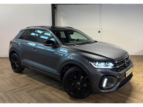 Volkswagen T-Roc 1.5 TSI R-Line PANO KEYLESS CAM