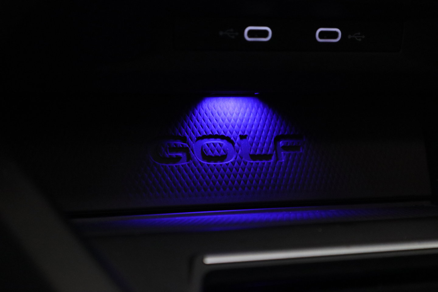 Volkswagen Golf 2.0 TSI GTI Clubsport Panoramadak Harman&Kardon Head-Up 24 Maanden garantie* (Vraag naar de voorwaarden)