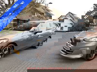 BMW 2 Serie - Active Tourer 225e xDrive SCHUIFDAK / TREKHAAK / CARPLAY / CRUISE / LEER/ NAVI