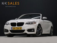 BMW 2 Serie - Cabrio 220i High Executive M Sport [MEMORY SEATS, CRUISE CONTROL, BLUETOOTH TELEFOON, ACHTERUITRIJCAMERA, PDC V+A, STUURVERWARMING, NIEUWSTAAT]