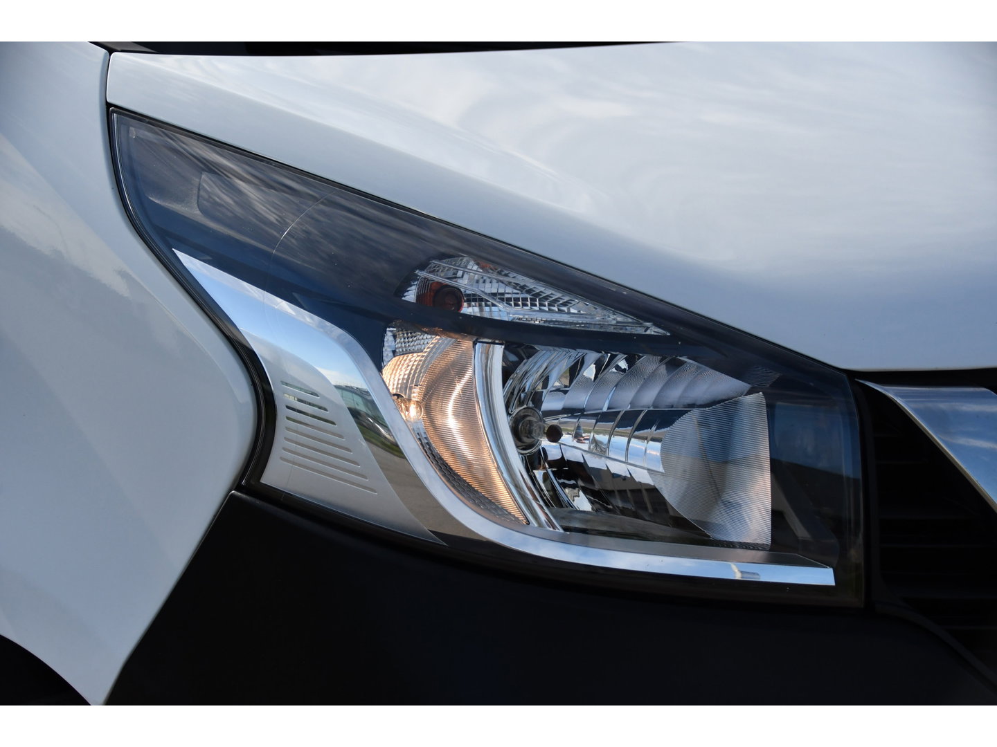 Nissan NV300 1.6 dCi 125 L2H1 Acenta Cruise, Sensoren, Airco, Trekhaak, 125pk, Radio, Imperiaal, Uniek!