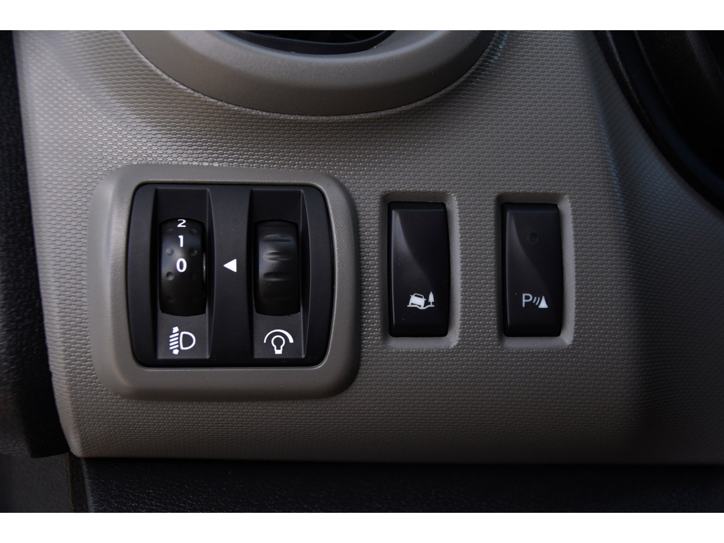 Nissan NV300 1.6 dCi 125 L2H1 Acenta Cruise, Sensoren, Airco, Trekhaak, 125pk, Radio, Imperiaal, Uniek!