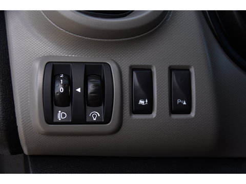 Nissan NV300 1.6 dCi 125 L2H1 Acenta Cruise, Sensoren, Airco, Trekhaak, 125pk, Radio, Imperiaal, Uniek!