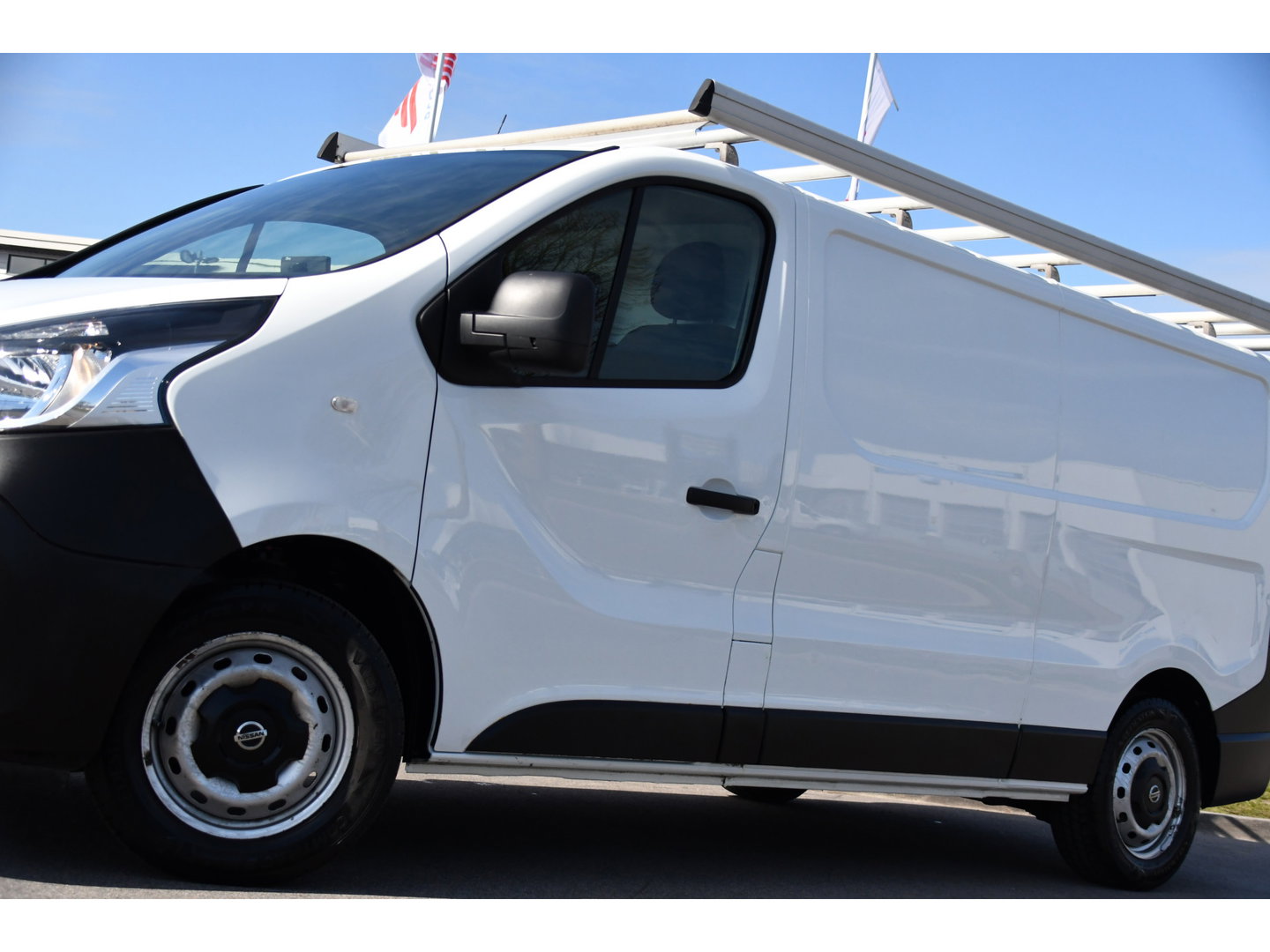 Nissan NV300 1.6 dCi 125 L2H1 Acenta Cruise, Sensoren, Airco, Trekhaak, 125pk, Radio, Imperiaal, Uniek!