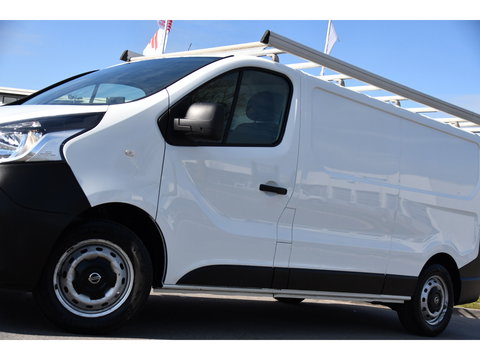 Nissan NV300 1.6 dCi 125 L2H1 Acenta Cruise, Sensoren, Airco, Trekhaak, 125pk, Radio, Imperiaal, Uniek!