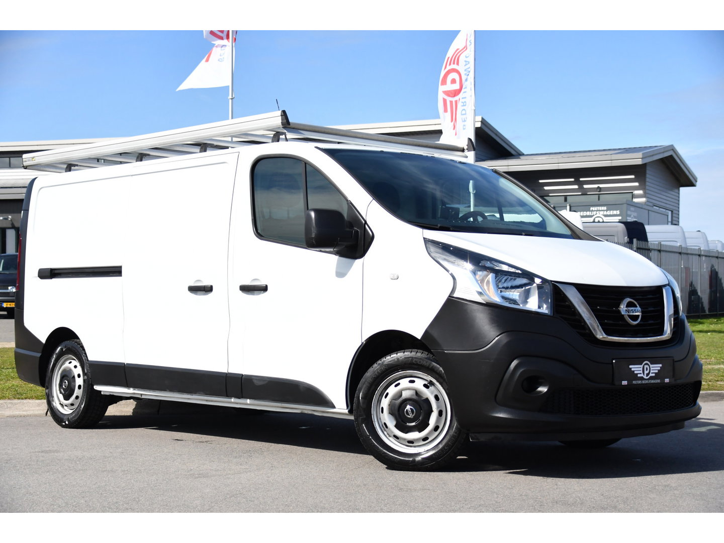 Nissan NV300 1.6 dCi 125 L2H1 Acenta Cruise, Sensoren, Airco, Trekhaak, 125pk, Radio, Imperiaal, Uniek!