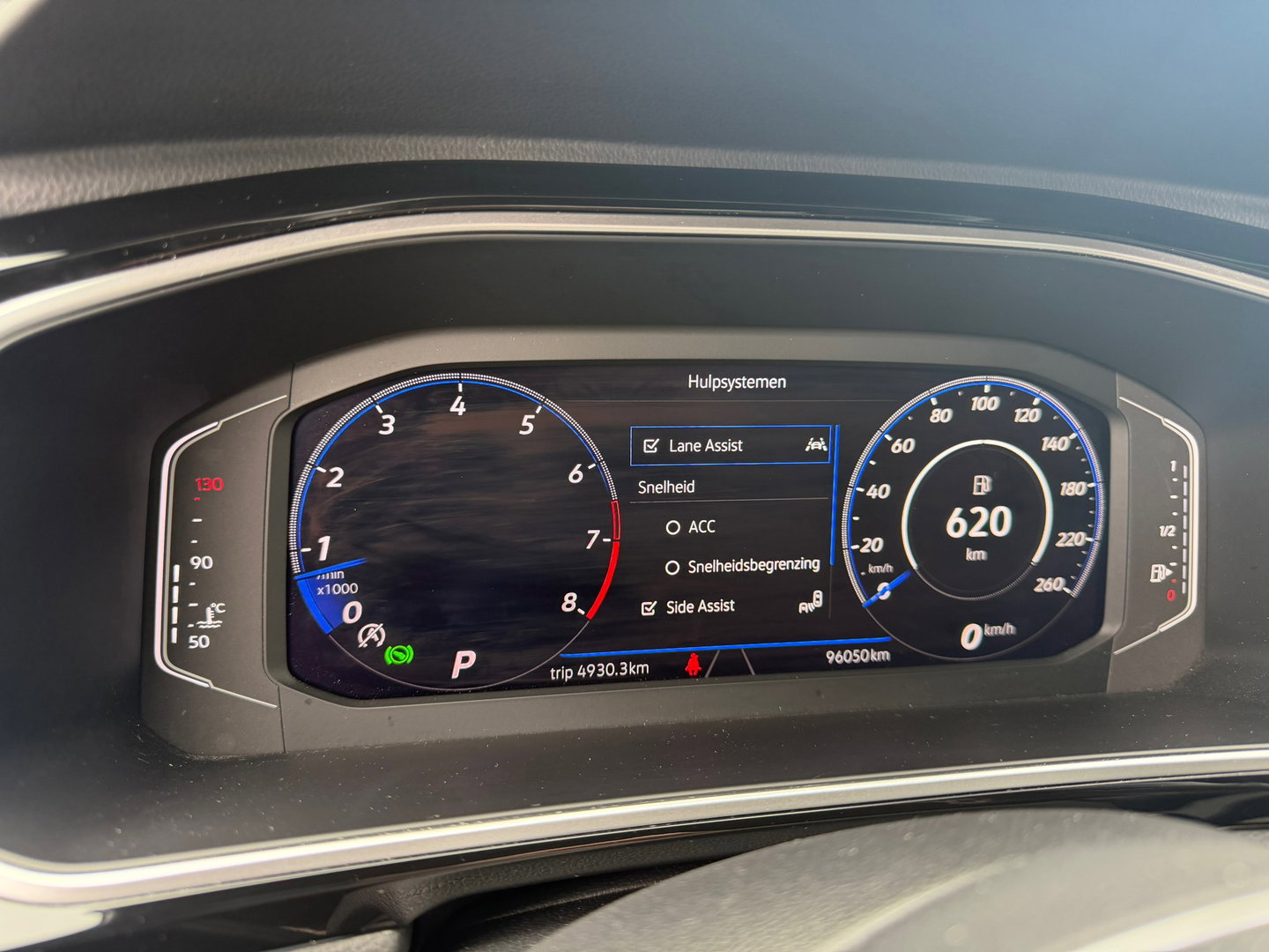 Volkswagen T-Roc 1.5 TSI R-Line 150PK Carplay|ACC|Canera|DSG|keyless